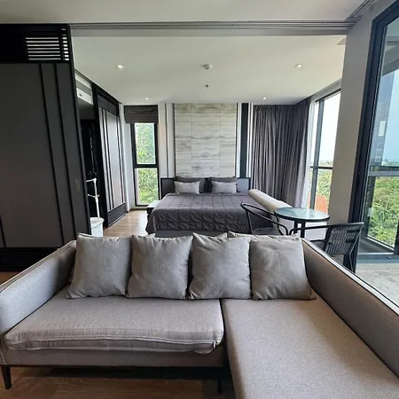 Amazing Large With Sea View Near Apartment Pattaya
