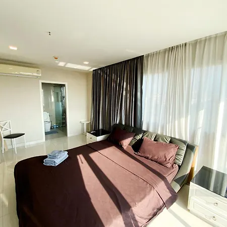 One Tower By Thaiminatorpattaya 15 Seaview * Pattaya