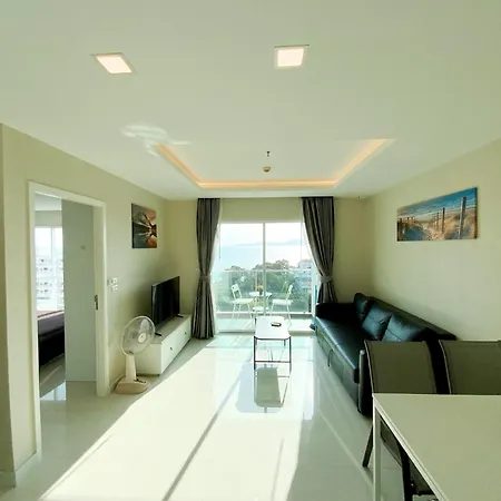 One Tower By Thaiminatorpattaya 15 Seaview * Pattaya