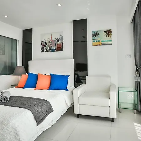 Apartment Center 7b *