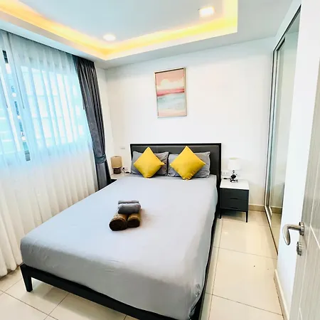 Apartment Pleasant Pool View Arcadia 1 Bedroom Pattaya