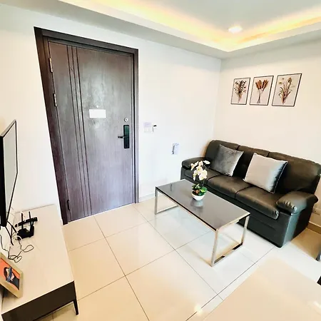 Apartment Pleasant Pool View Arcadia 1 Bedroom *