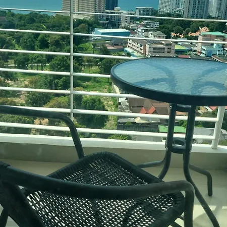 Hyatt Beachfront Escape Apartment Pattaya