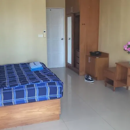 Hyatt Beachfront Escape Apartment Pattaya