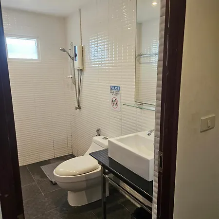 Alfiore Guest house *