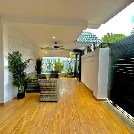 Villa Luxurious 4 Bedroom Suk-sabai *