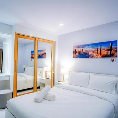 The Ace 4 Bedroom 4 Bathroom With Free Bills Villa *