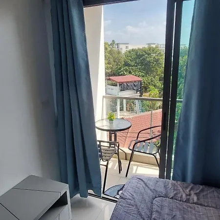 Apartment Laguna 2 *