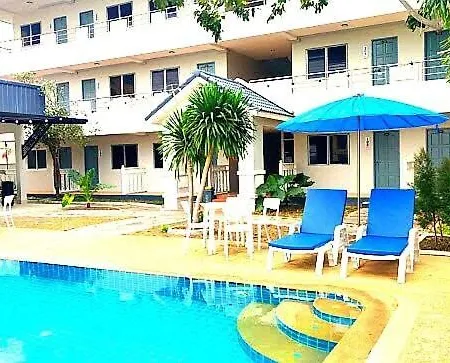 Apartment Couple Quiet Sanctuary Pattaya