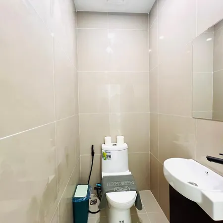 Villa Siam-grand Private Pool Villa, Jacuzzi,bbq,near Walking St 10min