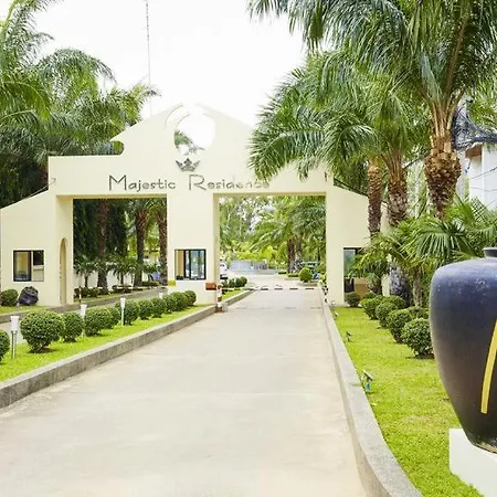 Luxury Pool With Private Access * Pattaya