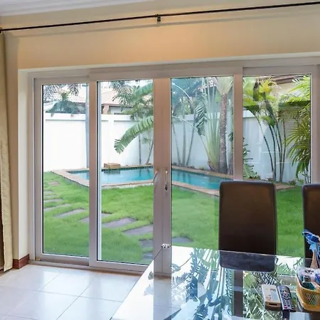 Luxury Pool With Private Access * Pattaya