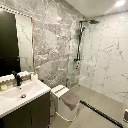 Arcadia Millennium Tower By Psr Apartment Pattaya