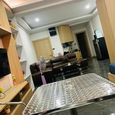 1 Apartment *