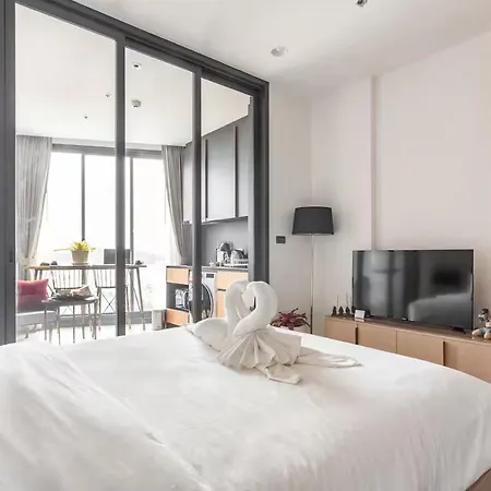 In With Panoramic Pool And Sea View Apartment