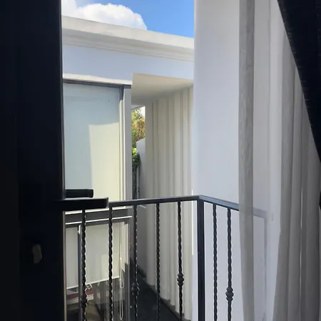 Villa Inara 4 *