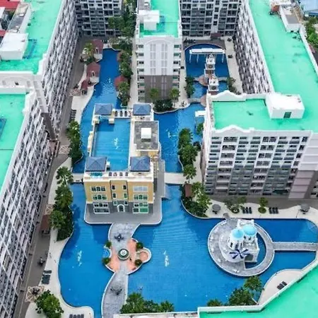 Apartment Modern 1-bedroom With Pool View Arcadia Continental