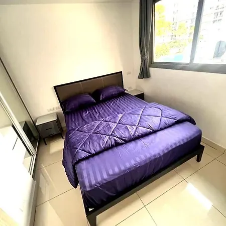Modern 1-bedroom With Pool View Arcadia Continental * Pattaya