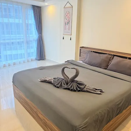 Apartment Grand Avenue 1br 6th Floor Pool View Smart Tv Wifi Pattaya