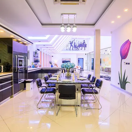 900m2 Near Walkstreet Luxury Pool *