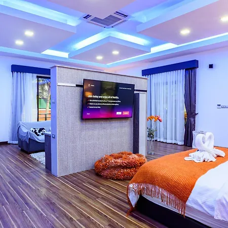 Villa 900m2 Near Walkstreet Luxury Pool Pattaya