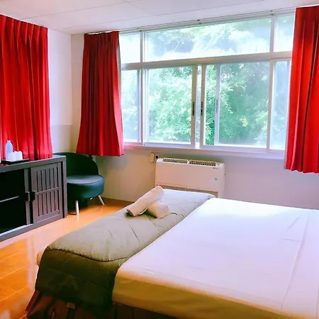 Fnb Hotel 2*