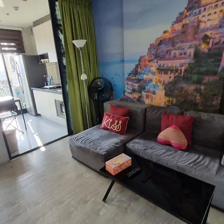 The Base Modern Pattaya