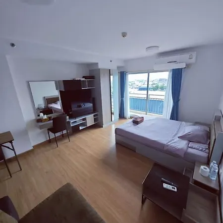 Aini Apartment
