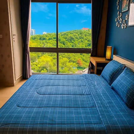 Luxury Hill Pool View Near And Walking Street In Apartment Pattaya