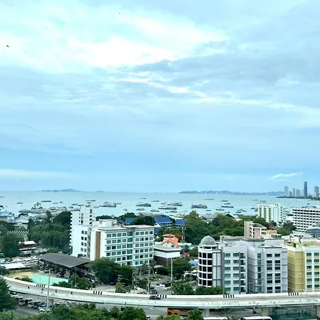 Unixx Sea View Walking Street 5 Min Pool & Gym Apartment