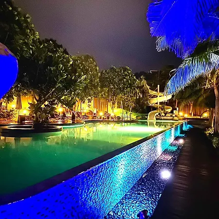Unixx Sea View Walking Street 5 Min Pool & Gym * Pattaya