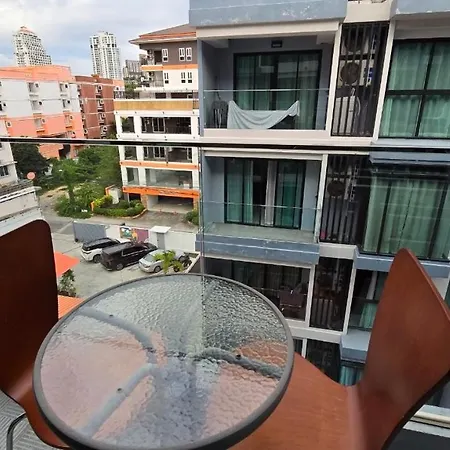 Apartment Good Location