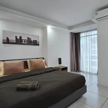 Apartment Good Location