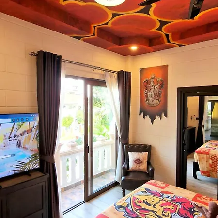 Potterland Luxury Pool Walking Street Pattaya