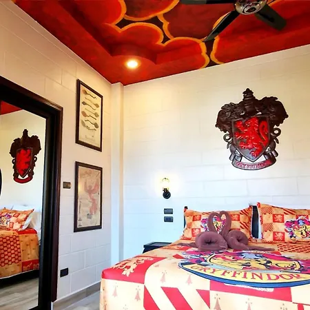 Potterland Luxury Pool Walking Street Villa *