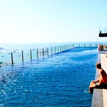 อพาร์ทเม้น The Base Modern Pattaya