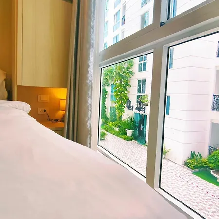 Olympus Starred Apartment