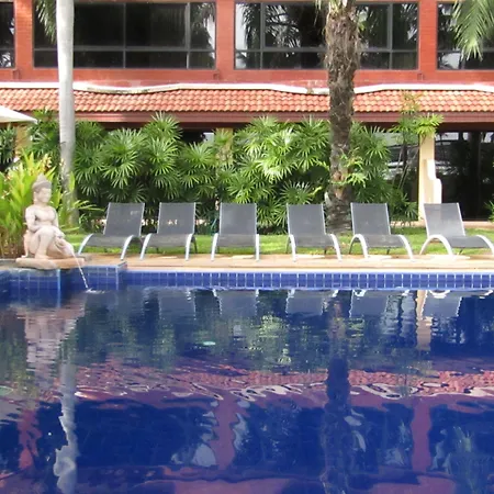 Nova Park Hotel