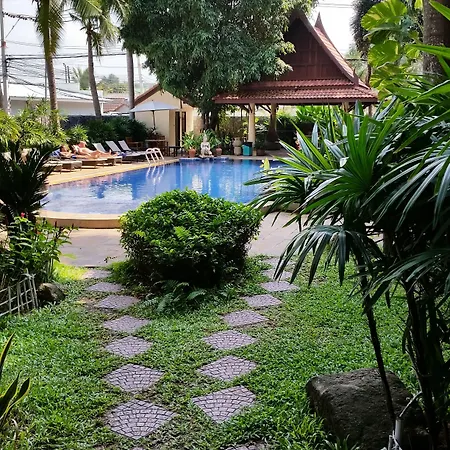 Nova Park Hotel 4*