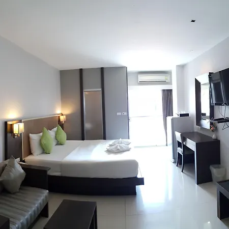 April Hotel Pattaya
