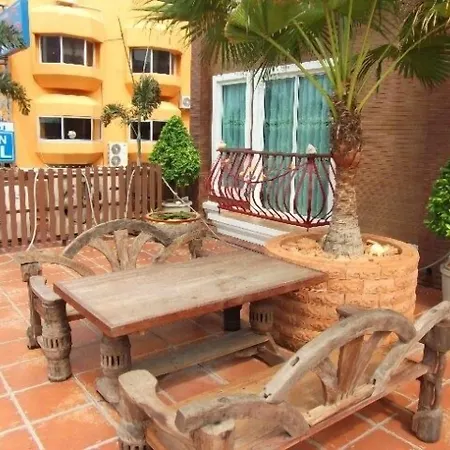 Inn The Red Balcony