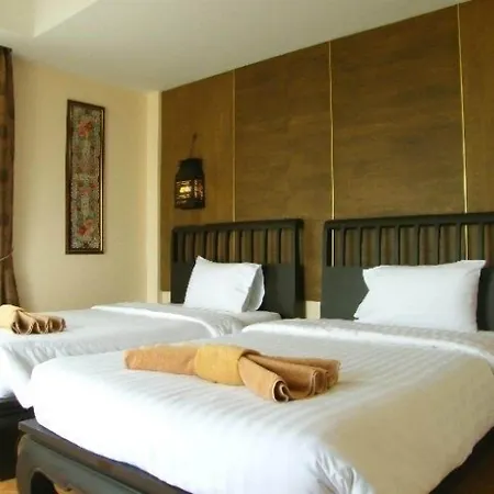 Inn The Red Balcony 2*