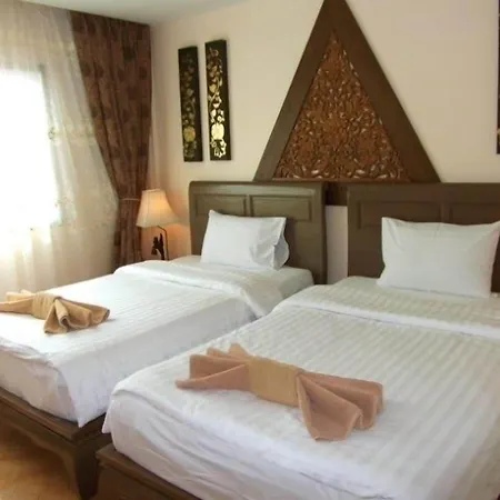The Red Balcony Inn 2*