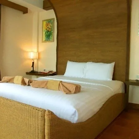 Inn The Red Balcony Pattaya