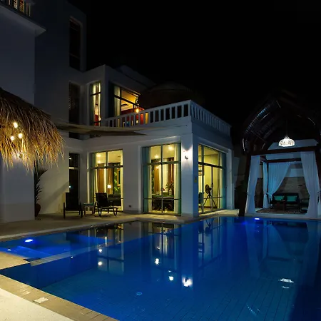 Nagawari Art Maldives Bbq Pattaya Hotel 2*