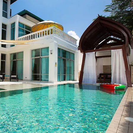 Hotel Nagawari Art Maldives Bbq Pattaya Na Chom Thian