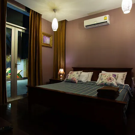 Hotel Nagawari Art Maldives Bbq Pattaya 2*