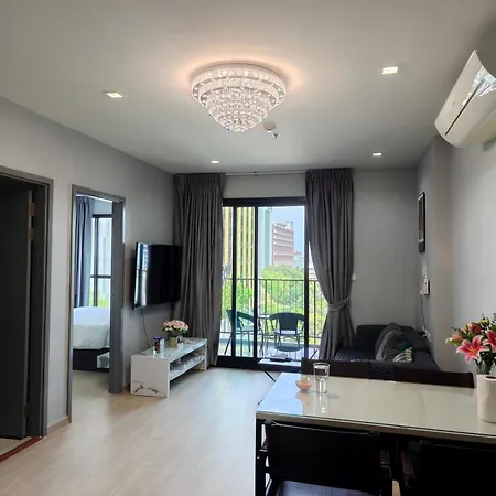 The Base 2 Bedrooms อพาร์ทเม้น