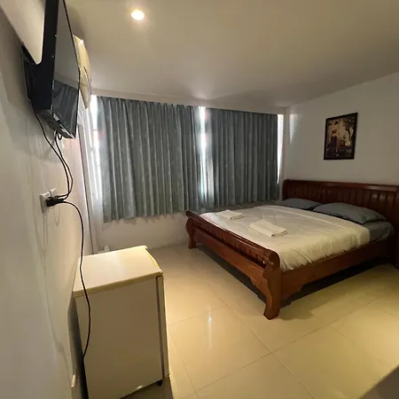 Pattaya Inn Hotel Hostel