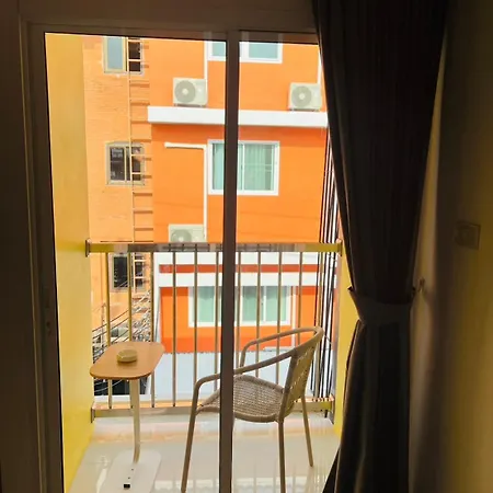 Hostel Pattaya Inn Hotel